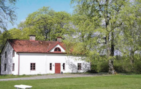 Beautiful Home In Vetlanda With Lake View